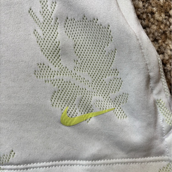 Sold - Picture 4 of 5